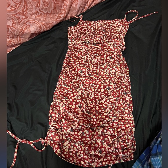 Red Flower Dress - Picture 3 of 4
